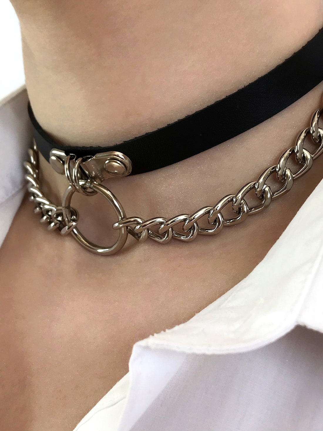 Lyra Leather Choker